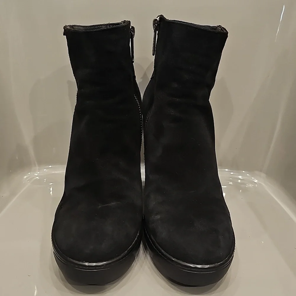 HOGAN black suede genuine leather booties Sz 39